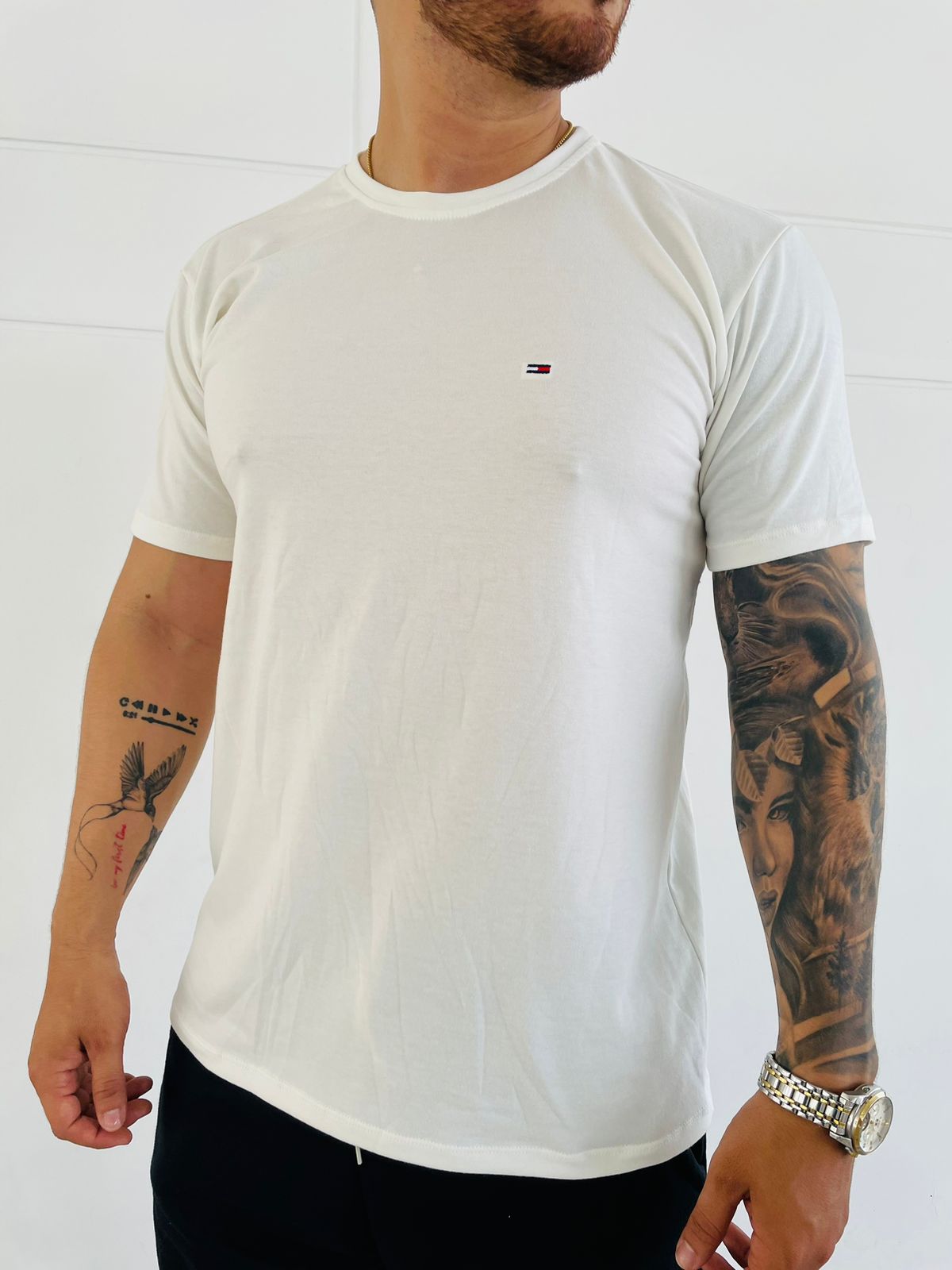 CAMISETA TOMMY AAA